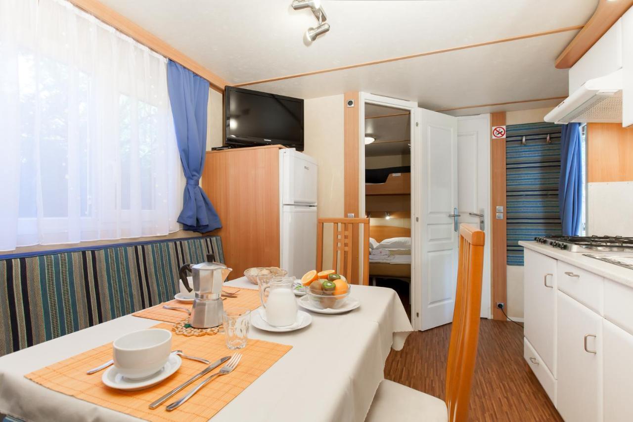 Deluxe Stacaravan (4 Volwassenen)